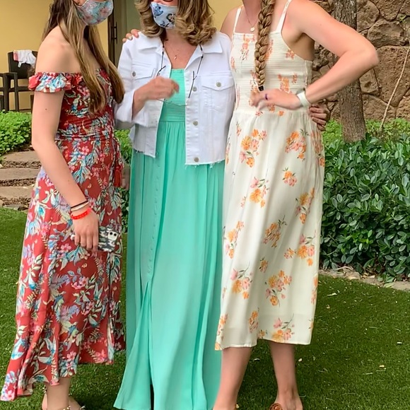 Red two piece set - Picture 2 of 5